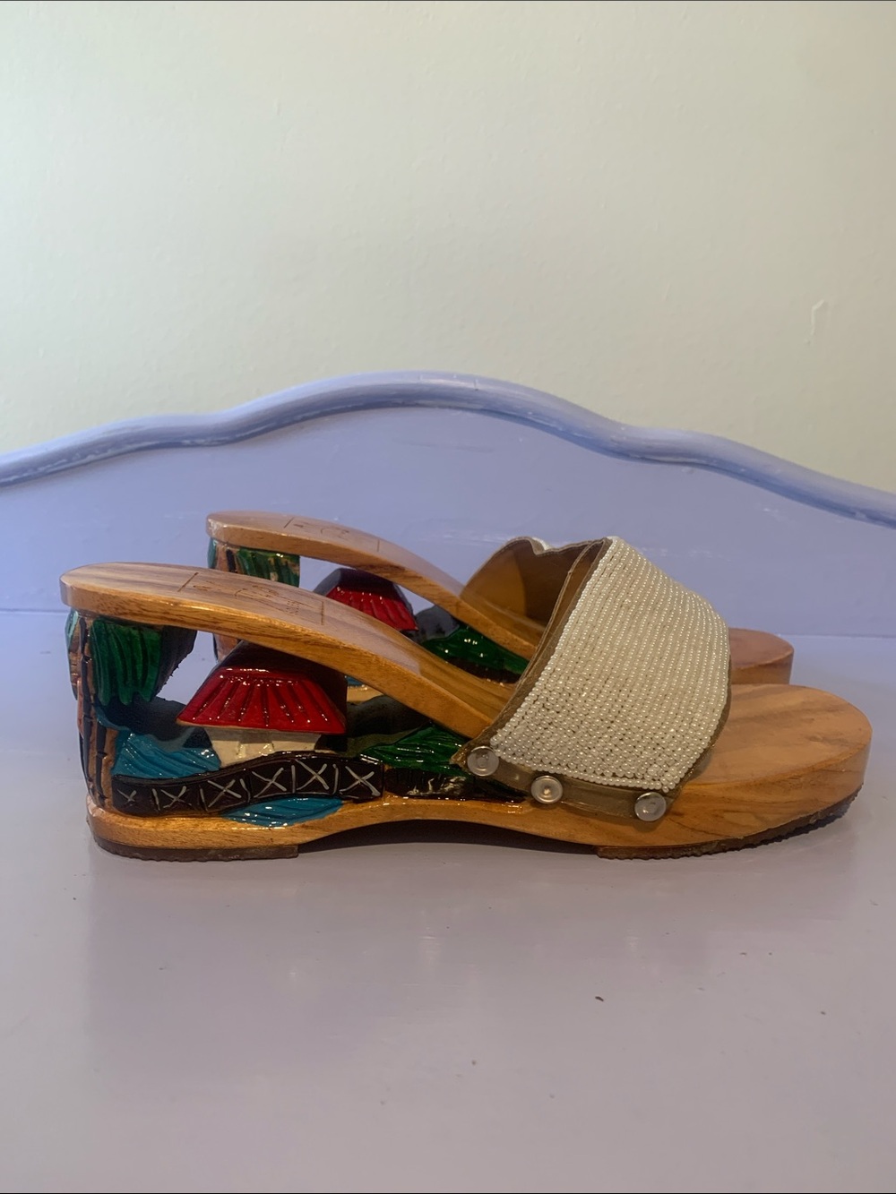Unique Like New Vintage Bakya Carved Shoes, Sz 7